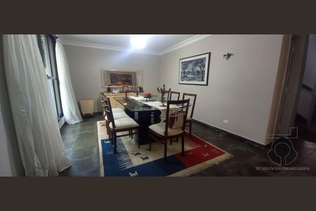 6_photo/94ce554c9b.49e5f4e107e90c19-ATLAS-da05ad74-9fe2-4c15-b9c9-3792ad2b6f39.jpg de casa à venda com 4 quartos, 343m² em Parque Frondoso, Cotia