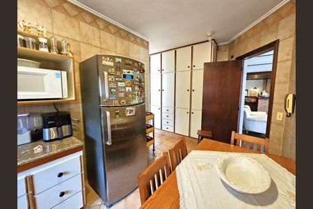 17_photo/94ce554d31.c3f00cfadba54684-ATLAS-a68d8d80-e8bd-4dac-8d6b-c2dbe6d51561.jpg de casa à venda com 4 quartos, 363m² em Granja Viana, Cotia