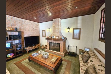 12_photo/94ce554d31.c3f00cfadba54684-ATLAS-ba277bf2-4d5d-4f13-9972-e3753eeb96d3.jpg de casa à venda com 3 quartos, 363m² em Granja Viana, Cotia