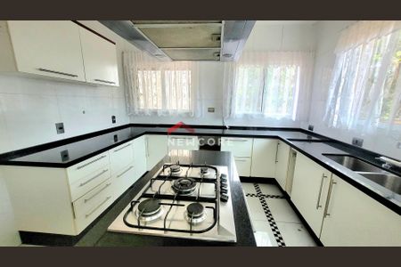 4_photo/94ce554d35.32a8019b0364636a-ATLAS-27c0a108-b5a4-4e3e-bb20-09d865aba302.jpg de casa de condomínio à venda com 5 quartos, 430m² em Granja Viana, Cotia