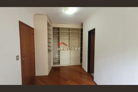 23_photo/94ce554d35.32a8019b0364636a-ATLAS-e8b4a71e-e76e-4626-8483-5637239d34a8.jpg de casa de condomínio à venda com 5 quartos, 430m² em Granja Viana, Cotia