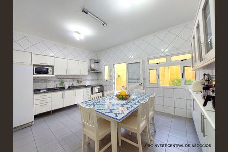 15_photo/94ce554d51.e9bc35269128f7e8-ATLAS-03d80858-55a5-4d3c-b505-f8d521eacffe.jpg de casa de condomínio à venda com 4 quartos, 600m² em Granja Viana, Cotia