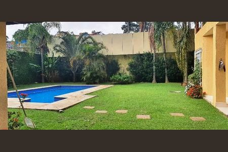 6_photo/94ce554d51.e9bc35269128f7e8-ATLAS-2fca3d5a-1cae-458f-9c4b-5aa08254a4d7.jpg de casa de condomínio à venda com 5 quartos, 550m² em Granja Viana, Cotia