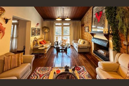 3_photo/94ce554df3.995d3266cdab6376-ATLAS-e8cf94dc-4b05-48e3-a15e-54c68af42d39.jpg de casa para alugar com 3 quartos, 400m² em Jardim Santa Izabel, Cotia