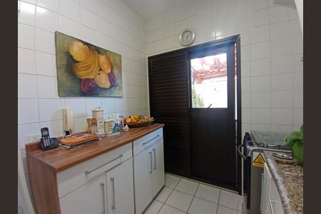 8_photo/94ce554e8f.9f73e101bd22bb98-ATLAS-2ca267ec-2717-4d5c-8d35-97975d43e570.jpg de casa à venda com 3 quartos, 95m² em Granja Viana, Cotia