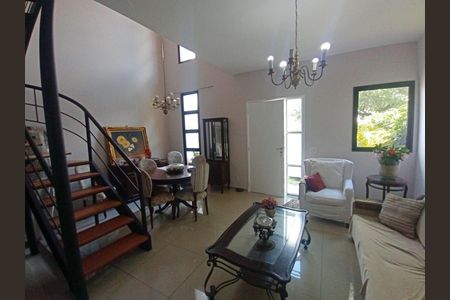 4_photo/94ce554e8f.9f73e101bd22bb98-ATLAS-c5a2a600-406c-4fee-952f-1c5e2a3f3410.jpg de casa à venda com 3 quartos, 95m² em Granja Viana, Cotia