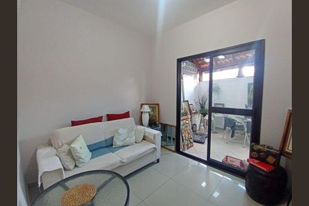 10_photo/94ce554e8f.9f73e101bd22bb98-ATLAS-cbd330f8-7130-4deb-8ea5-60975d0f7f8b.jpg de casa à venda com 3 quartos, 95m² em Granja Viana, Cotia