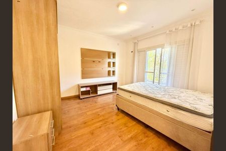 2_photo/94ce55514d.f9fd596f8c1c84e9-ATLAS-0fd95fea-e50d-4ebc-994d-d90ae199f578.jpg de casa de condomínio à venda com 3 quartos, 359m² em Parque Primavera, Carapicuíba