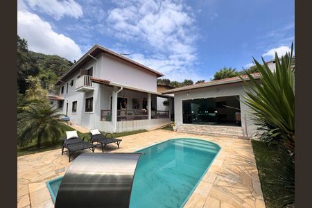 5_photo/94ce5552a1.ead0744c2329e0c8-ATLAS-11e22de0-d3bc-4d6a-bc79-b0caadffc638.jpg de casa à venda com 3 quartos, 420m² em Granja Viana, Cotia