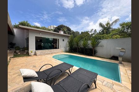 1_photo/94ce5552a1.ead0744c2329e0c8-ATLAS-83610096-e4cf-4eeb-93ff-1b7e136bdd08.jpg de casa à venda com 3 quartos, 420m² em Granja Viana, Cotia