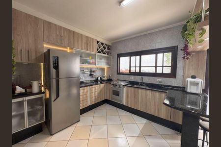 25_photo/94ce5552a1.ead0744c2329e0c8-ATLAS-ef2614a6-7839-4b2c-ba3b-3a81e3d668df.jpg de casa à venda com 3 quartos, 329m² em Granja Viana, Cotia