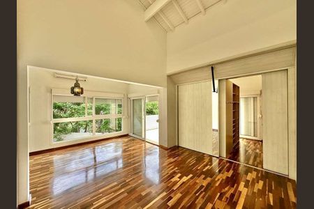 9_photo/94ce5552c3.cc80a849dbb3670d-ATLAS-400c9e4f-863a-4c41-9646-c899e939112e.jpg de casa de condomínio à venda com 3 quartos, 574m² em Jardim Helena, Carapicuíba