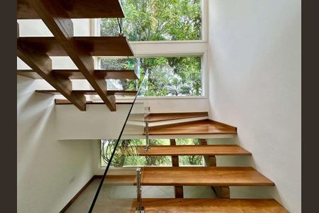 18_photo/94ce5552c3.cc80a849dbb3670d-ATLAS-b8797015-ec02-4351-bd7a-6a8b61e0a9d2.jpg de casa de condomínio à venda com 3 quartos, 574m² em Jardim Helena, Carapicuíba