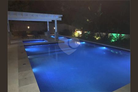 2_photo/94ce5556ad.eb4747a7722cd593-ATLAS-64d4baa4-c75c-483b-8982-e3d92fc6d0cb.jpg de casa de condomínio à venda com 5 quartos, 760m² em Parque Primavera, Carapicuíba