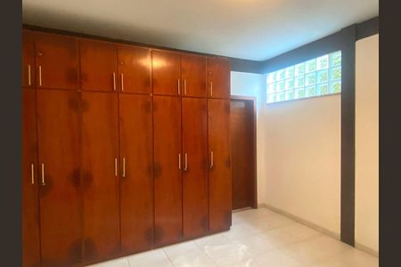 7_photo/94ce5556b3.826aa08d214c4ef3-ATLAS-3e8ed708-1d02-44b2-9b53-5f9f097298ea.jpg de casa de condomínio à venda com 4 quartos, 525m² em Parque Primavera, Carapicuíba