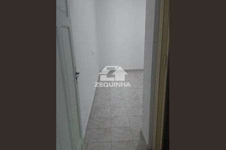 8_photo/94ce555a01.ceff8192393c33de-ATLAS-d510c5fd-8413-4e76-86a5-4c54096aee3f.jpg de casa para alugar com 1 quarto, 30m² em Recanto das Rosas, Osasco