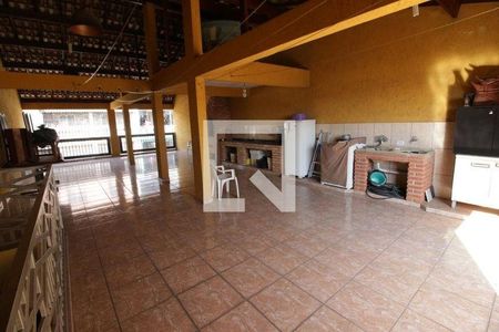 32_photo/94ce555dad.09604b2c146ebc17-ATLAS-5744ab4a-ea7d-42ba-ab17-fa9b4eb41e3b.jpg de casa à venda com 4 quartos, 392m² em Jardim Primeiro de Maio (Chacara Fazendinha), Osasco