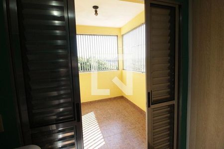 19_photo/94ce555dad.09604b2c146ebc17-ATLAS-7e408e02-c5b6-49eb-bbc2-9569e17f54da.jpg de casa à venda com 4 quartos, 392m² em Jardim Primeiro de Maio (Chacara Fazendinha), Osasco