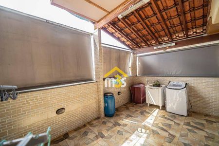 10_photo/94ce556245.a38a3903d9b95c14-ATLAS-d77f2f7a-9168-4ef2-a06a-ff4310eab310.jpg de casa à venda com 3 quartos, 222m² em Novo Osasco, Osasco