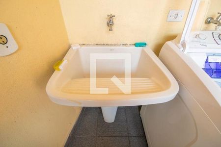 2_photo/94ce55648b.bdf1def5ceb5107f-ATLAS-1006fab5-3fe2-41f6-94b2-a6c4b83f17d4.jpg de casa à venda com 3 quartos, 260m² em Novo Osasco, Osasco