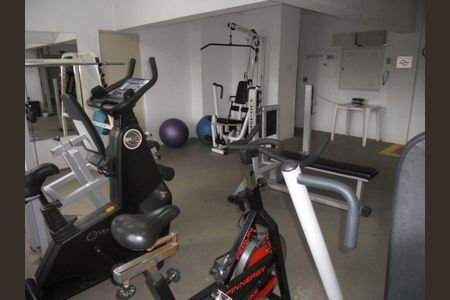 14_photo/94ce556a5f.f861ecc718bdcbd7-ATLAS-ad11023a-14c4-4ea7-acd4-85c26a92ef04.jpg de casa à venda com 2 quartos, 49m² em Conjunto Promorar Raposo Tavares, São Paulo