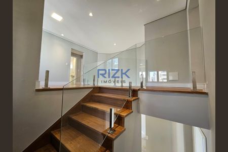 3_photo/94ce5575af.719fbdc320448c84-ATLAS-041369c6-77f6-4ff0-bc4d-9d01cf8b471e.jpg de apartamento à venda com 4 quartos, 220m² em Jardim Boa Vista (Zona Oeste), São Paulo