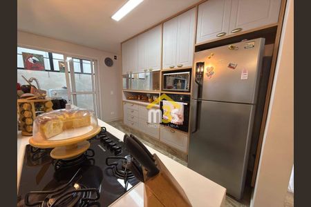 12_photo/94ce5577f5.70986b2d83168018-ATLAS-444fc0e0-4e60-444f-ae8f-1050a0edfb2b.jpg de casa à venda com 3 quartos, 180m² em City Bussocaba, Osasco