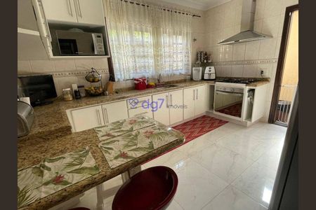 5_photo/94ce5578df.5f33979f4241f866-ATLAS-1faea0eb-930d-45f5-89b4-cd0001a465b5.jpg de casa à venda com 4 quartos, 250m² em City Bussocaba, Osasco