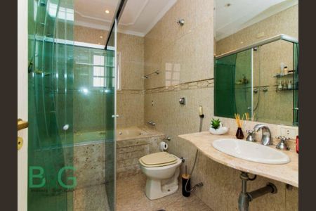 4_photo/94ce55790b.b63fb19834d8465e-ATLAS-0c8f045a-212e-4b67-aef6-ead2a1f478b9.jpg de casa à venda com 4 quartos, 271m² em City Bussocaba, Osasco