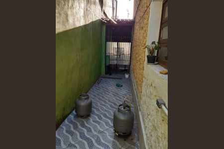 1_photo/94ce5581fb.9845a183adc4e21d-ATLAS-07c91725-c8d6-46df-a571-7bdad7b549c7.jpg de casa à venda com 3 quartos, 160m² em Bussocaba, Osasco