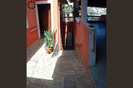 11_photo/94ce558421.f4aa8d7ec59db5ba-ATLAS-bb3921cd-1492-4089-aac6-16d8f369948e.jpg de casa à venda com 3 quartos, 250m² em Jardim D'abril, Osasco