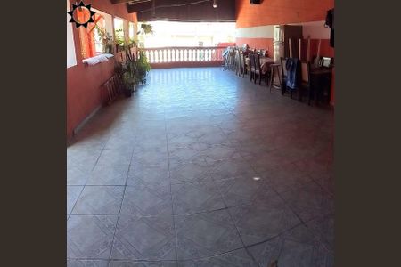 9_photo/94ce558421.f4aa8d7ec59db5ba-ATLAS-e6751a87-ba89-49c6-8b17-26e58703c92d.jpg de casa à venda com 3 quartos, 250m² em Jardim D'abril, Osasco