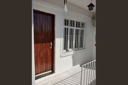 5_photo/94ce558599.ceff8192393c33de-ATLAS-552ab19f-8068-4103-90fc-b6e5e5d1bdfa.jpg de casa à venda com 2 quartos, 128m² em Jardim D'abril, Osasco