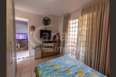 8_photo/94ce558649.c4a0bdba0b5cdebe-ATLAS-8e5eccc5-531a-4cdc-bebd-a05441e54bc2.jpg de casa à venda com 6 quartos, 228m² em Jardim D'abril, Osasco