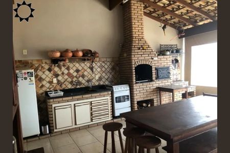 3_photo/94ce5586eb.7014f0fcb964990e-ATLAS-00cfb20e-1de8-4bbd-aded-9b0748e9d5cf.jpg de casa à venda com 3 quartos, 200m² em Jardim D'abril, Osasco