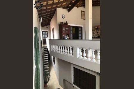 11_photo/94ce5586eb.7014f0fcb964990e-ATLAS-9d2e2c83-bab7-481a-abb6-1719f9bfb9fc.jpg de casa à venda com 3 quartos, 200m² em Jardim D'abril, Osasco