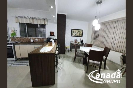 9_photo/94ce5587d1.96e81d73ac213d8c-ATLAS-aa4aa167-6ce9-4e90-9f79-c1ff8f593c74.jpg de casa à venda com 3 quartos, 250m² em Jardim D'abril, Osasco