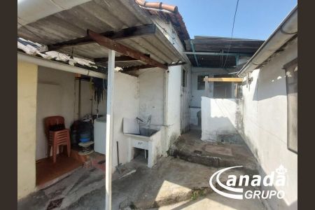 7_photo/94ce5587f5.ce9f25cff83531b2-ATLAS-40a7dfa8-de0f-4355-8227-d32f7d48bab5.jpg de casa à venda com 2 quartos, 158m² em Jardim D'abril, Osasco