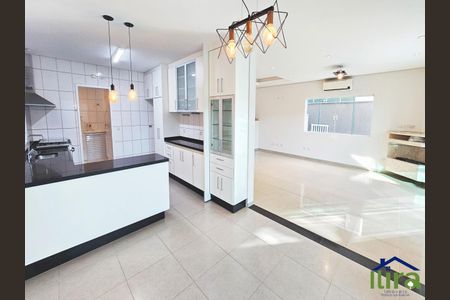 9_photo/94ce558997.c1dc00249eefaead-ATLAS-e03692ec-0df2-4847-a4e3-881432fd6a87.jpg de casa à venda com 5 quartos, 317m² em Adalgisa, Osasco