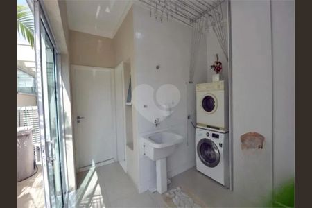 11_photo/94ce558bad.760d7ecec936a2b8-ATLAS-2eadd407-7950-440e-bffe-c6df266f6a01.jpg de casa para alugar com 4 quartos, 378m² em Adalgisa, Osasco