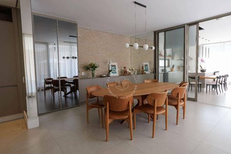 8_photo/94ce558dd3.2b4381d368a6f37f-ATLAS-e2b85667-8775-48f3-8a0e-4d5d386d6fda.jpg de casa à venda com 3 quartos, 545m² em Adalgisa, Osasco