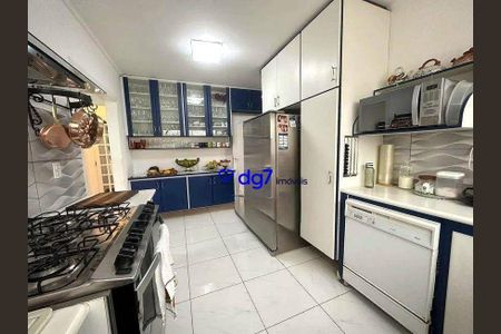 3_photo/94ce558dff.9fbb91c139bd6b4d-ATLAS-6cc28b3d-79c3-47ae-a681-dd50c777afbd.jpg de casa à venda com 5 quartos, 476m² em Parque dos Principes, São Paulo