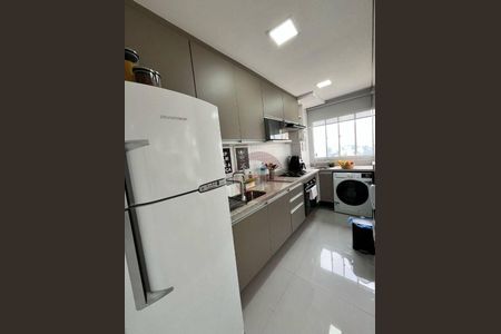 12_photo/94ce55995b.7deb13ef860766b9-ATLAS-e7bc402f-85ed-41be-af32-6072b8bc2a01.jpg de apartamento à venda com 2 quartos, 42m² em Jardim do Lago, São Paulo