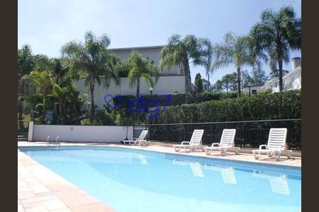 6_photo/94ce55b2ff.1f174f8d09eeace4-ATLAS-1ec7d2ec-71c2-4c2d-a737-ba42f7b72b71.jpg de casa à venda com 3 quartos, 110m² em Jardim das Esmeraldas, São Paulo