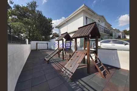 11_photo/94ce55b2ff.6f4c0a436db72200-ATLAS-61e08f2e-e7cf-43c6-9c93-77e9bf4fc7f9.jpg de casa à venda com 3 quartos, 110m² em Jardim das Esmeraldas, São Paulo