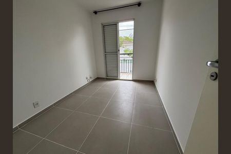 9_photo/94ce55b2ff.adbb37f92a381176-ATLAS-2099fa41-abed-471a-b0a1-1d073aa0a88d.jpg de casa de condomínio para alugar com 3 quartos, 115m² em Jardim das Esmeraldas, São Paulo