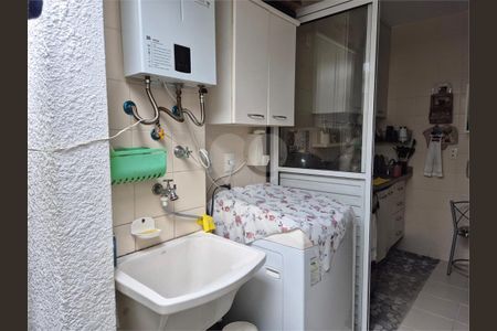 6_photo/94ce55b2ff.adbb37f92a381176-ATLAS-b4378c60-300e-4b7d-856b-f4e9037b03c2.jpg de casa de condomínio à venda com 3 quartos, 115m² em Jardim das Esmeraldas, São Paulo