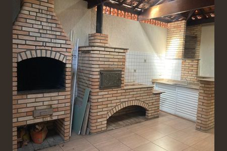 9_photo/94ce55b399.49c40a4e0c1b1036-ATLAS-d4ed0fd5-0f2a-4939-a38e-4b6c2fa6876b.jpg de casa de condomínio à venda com 3 quartos, 142m² em Jardim Rosa Maria, São Paulo