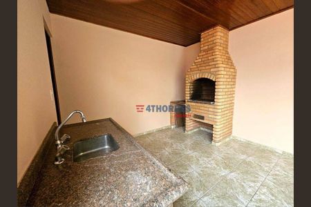 8_photo/94ce55b5b5.7f057c72c49660dd-ATLAS-ae4c2f00-dffd-4d77-8f01-ffbfacd5c99c.jpg de casa à venda com 3 quartos, 170m² em Jardim Rosa Maria, São Paulo