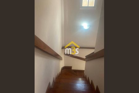 59_photo/94ce55c701.974d063b20acfe41-ATLAS-21feaa3f-8437-4438-90ca-0bb2cf60c0bb.jpg de casa para alugar com 4 quartos, 155m² em Jardim Ester, São Paulo